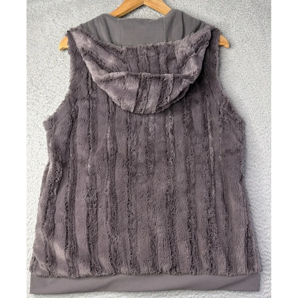 The North Face Vest Womens Size Large Furlander Hooded Vest Faux Fur Pockets